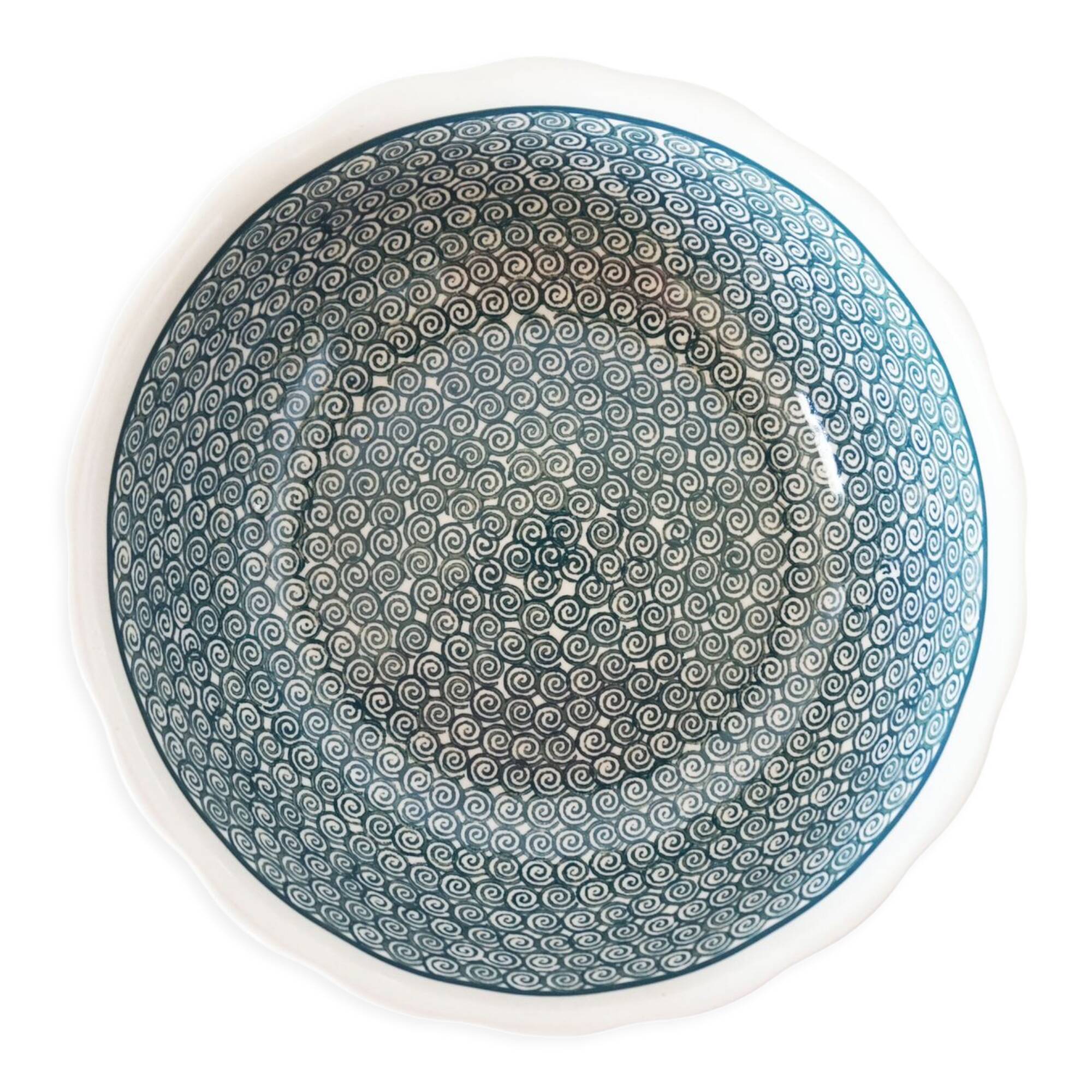 Salad bowl green circular pattern
