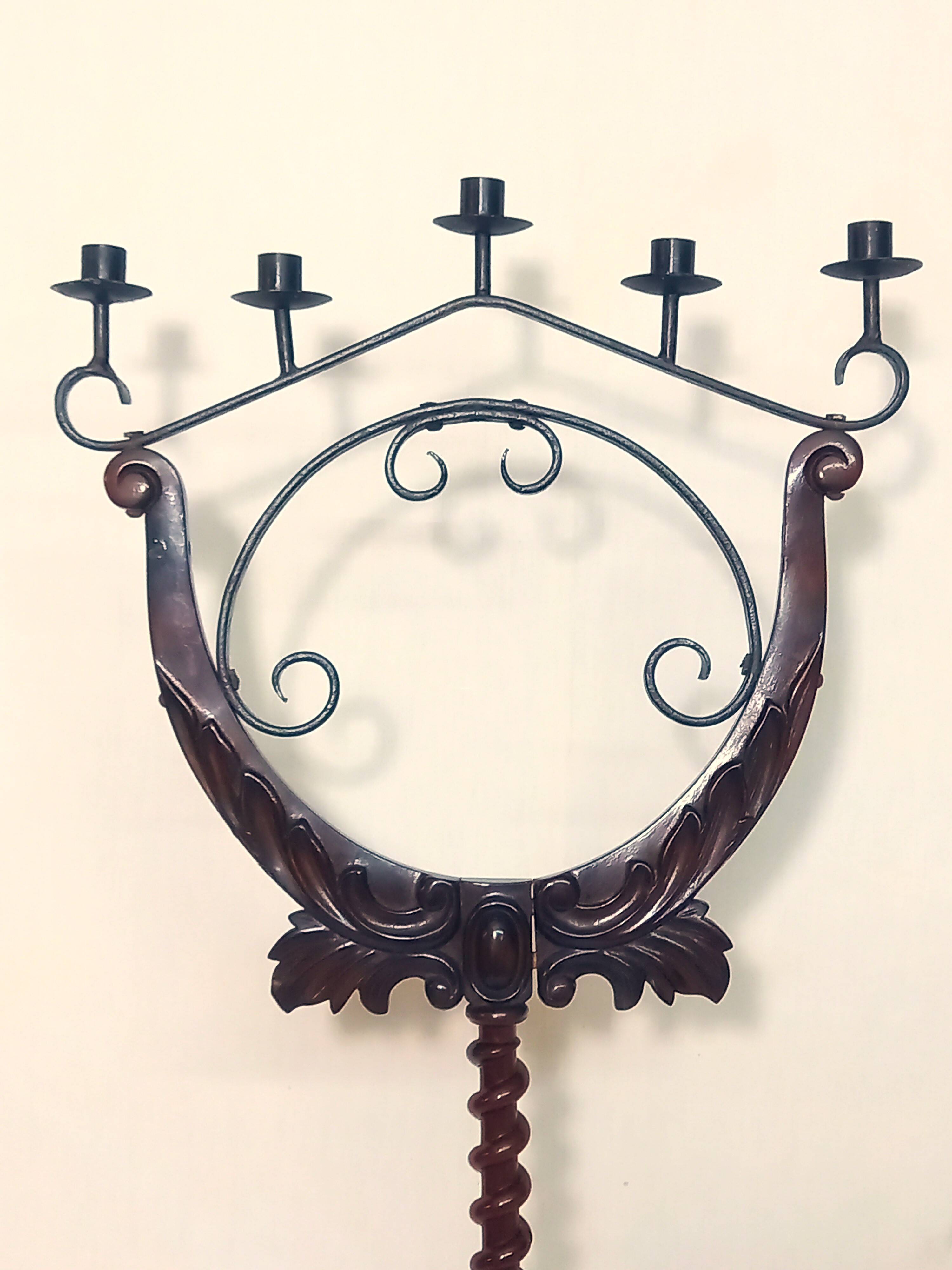 Floor candelabra in wrought iron and turned wood