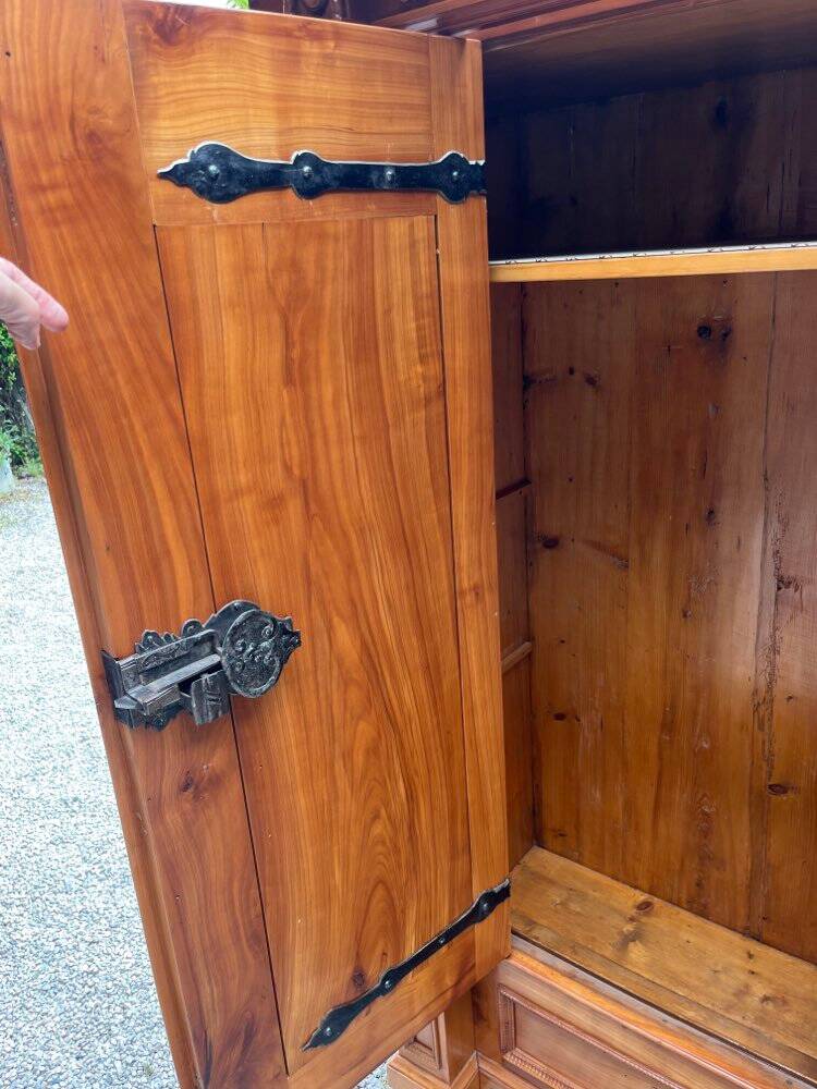 Armoire de château 1742