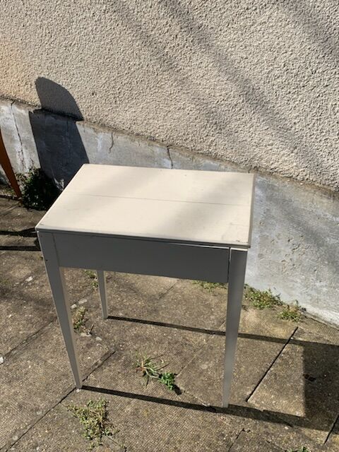 Bureau pupitre table d'appoint en bois peint vintage