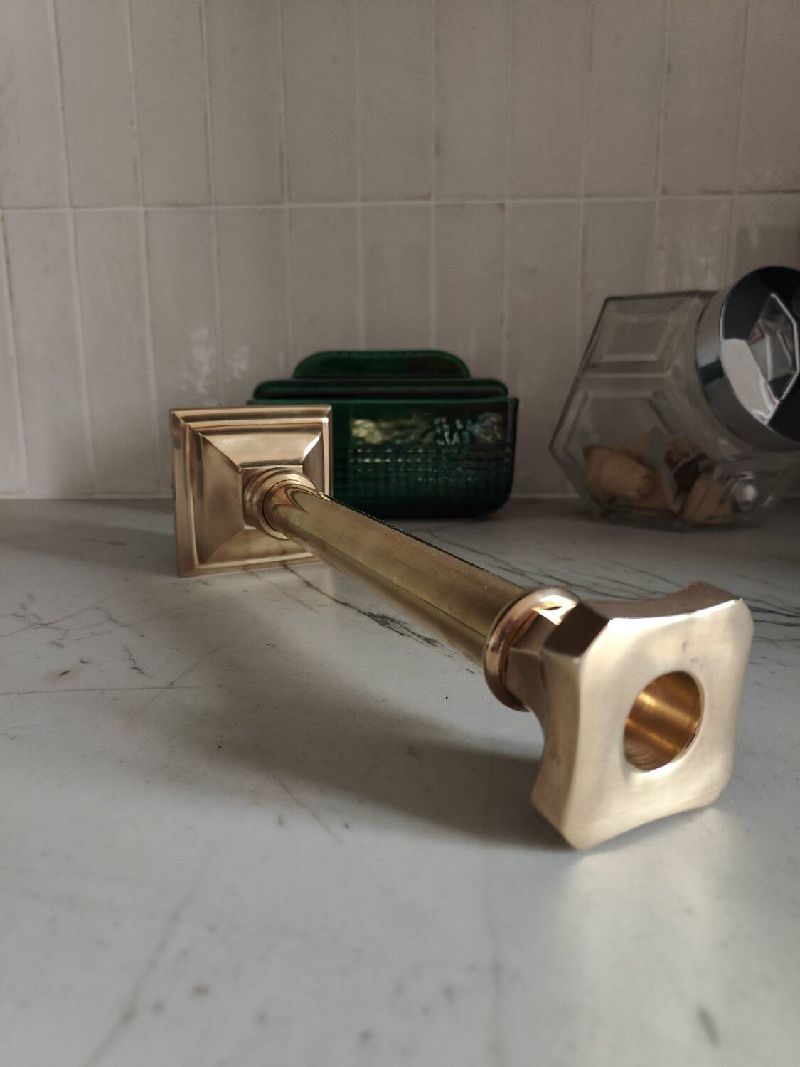 Column candle holder