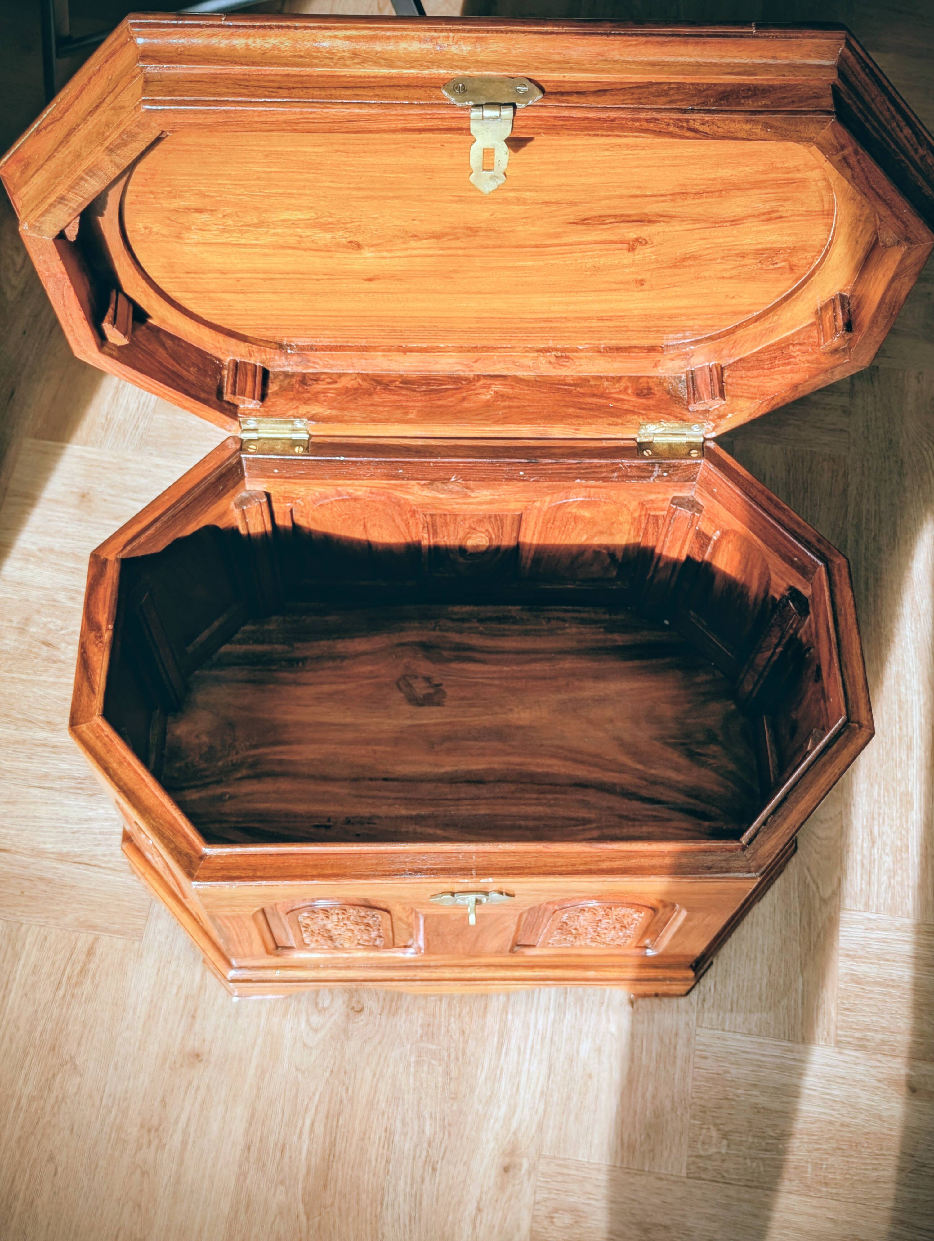 Handcrafted wooden chest with carvings – Pakistan, 1990s