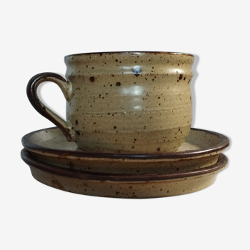 Large stoneware cup and 2 saucers, Japan 1970