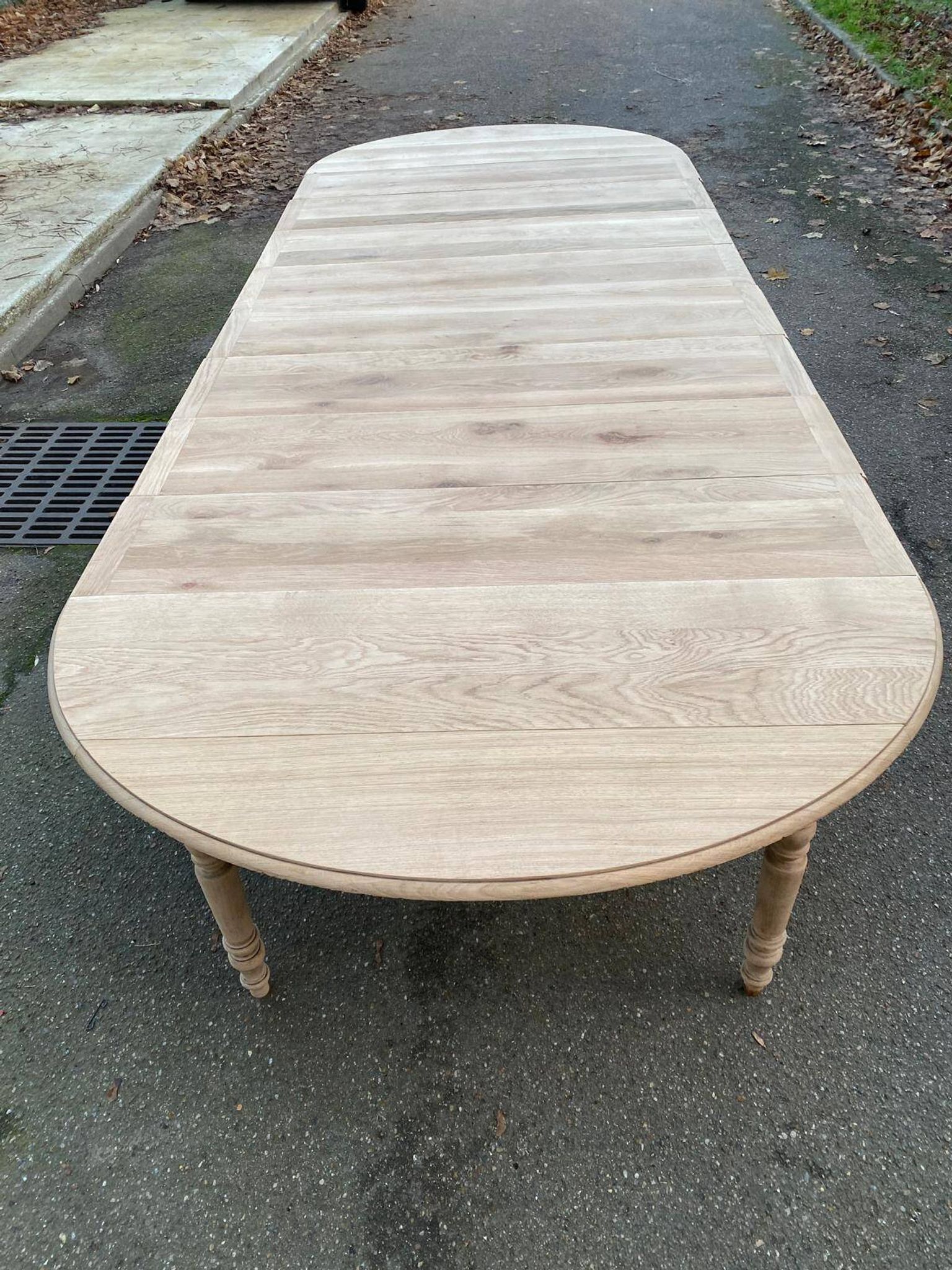 Louis Philippe extendable dining table with 8 extensions, solid oak, 19th century, 350