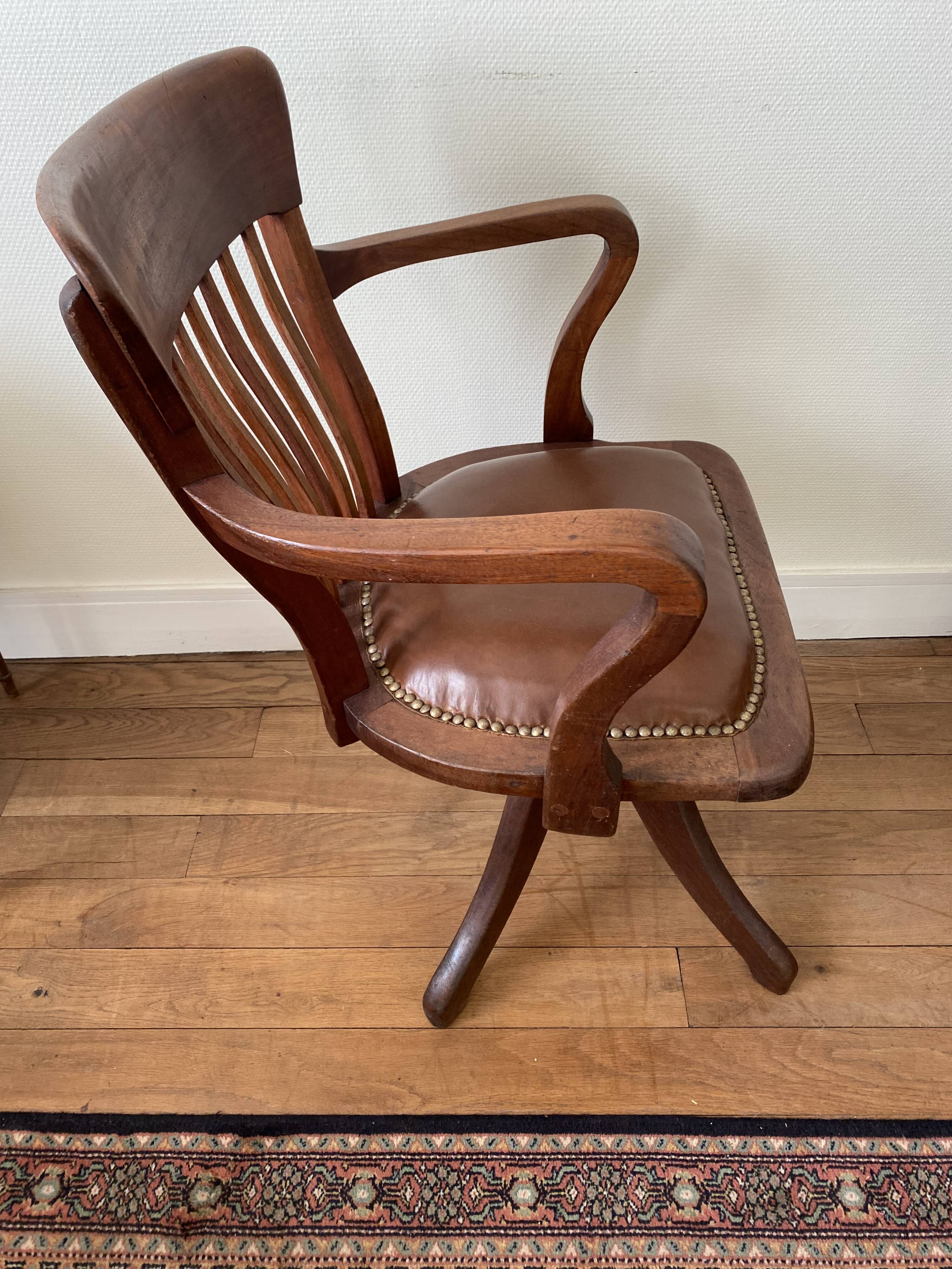 Early 20th century screw office chair
