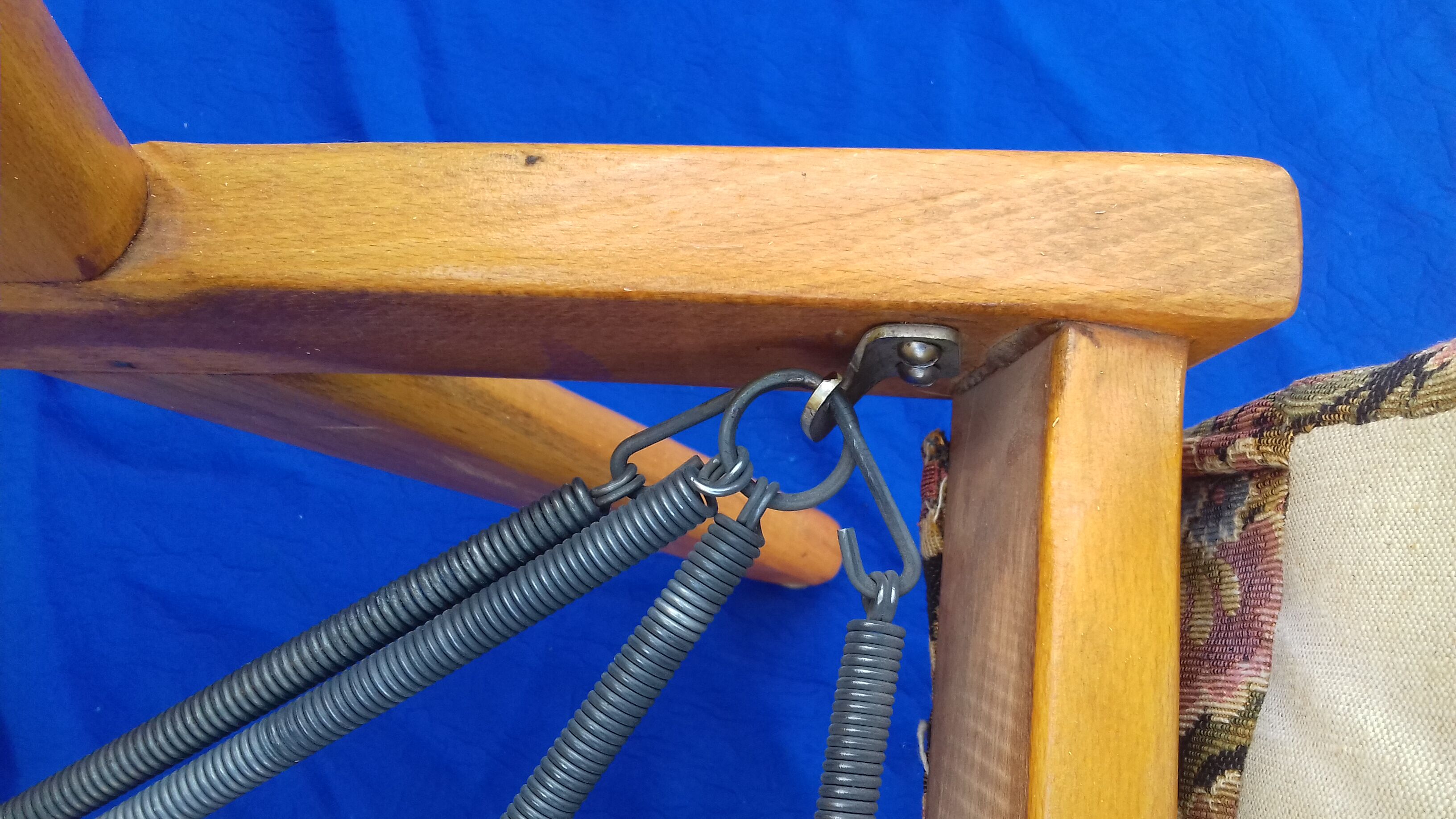 Free-Span edition armchair