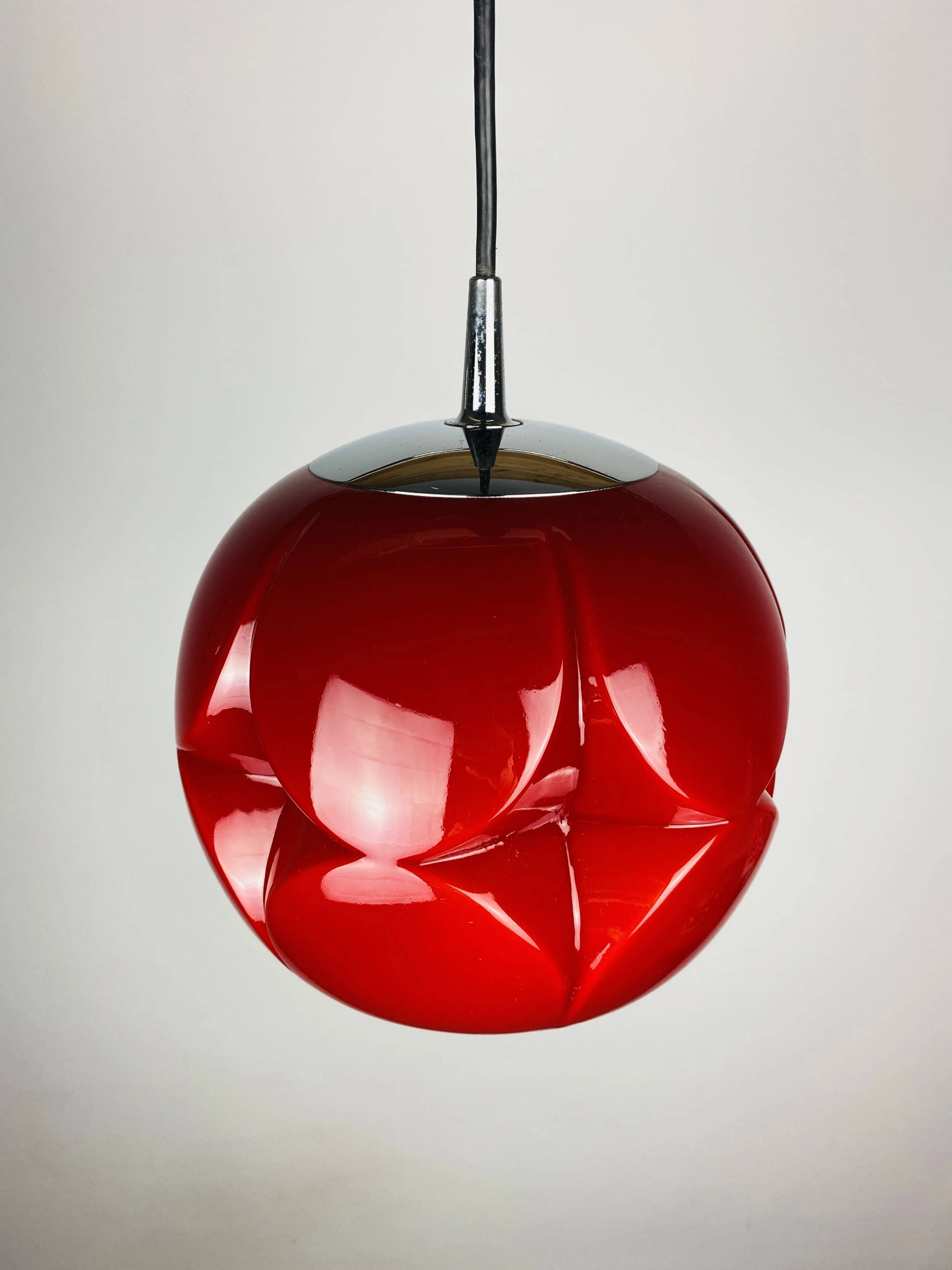Pair of artichoke glass pendants in red by Peill and Putzler 1960