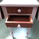 Table with drop-leaf parts