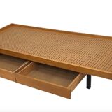 Lit en bois vintage avec tiroirs, Pays-Bas, 1960 design Lit de