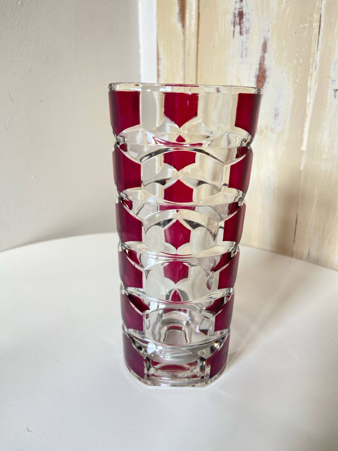 Vase en Verre Moulé Pressé - Modèle Windsor par Luminarc, Années 70