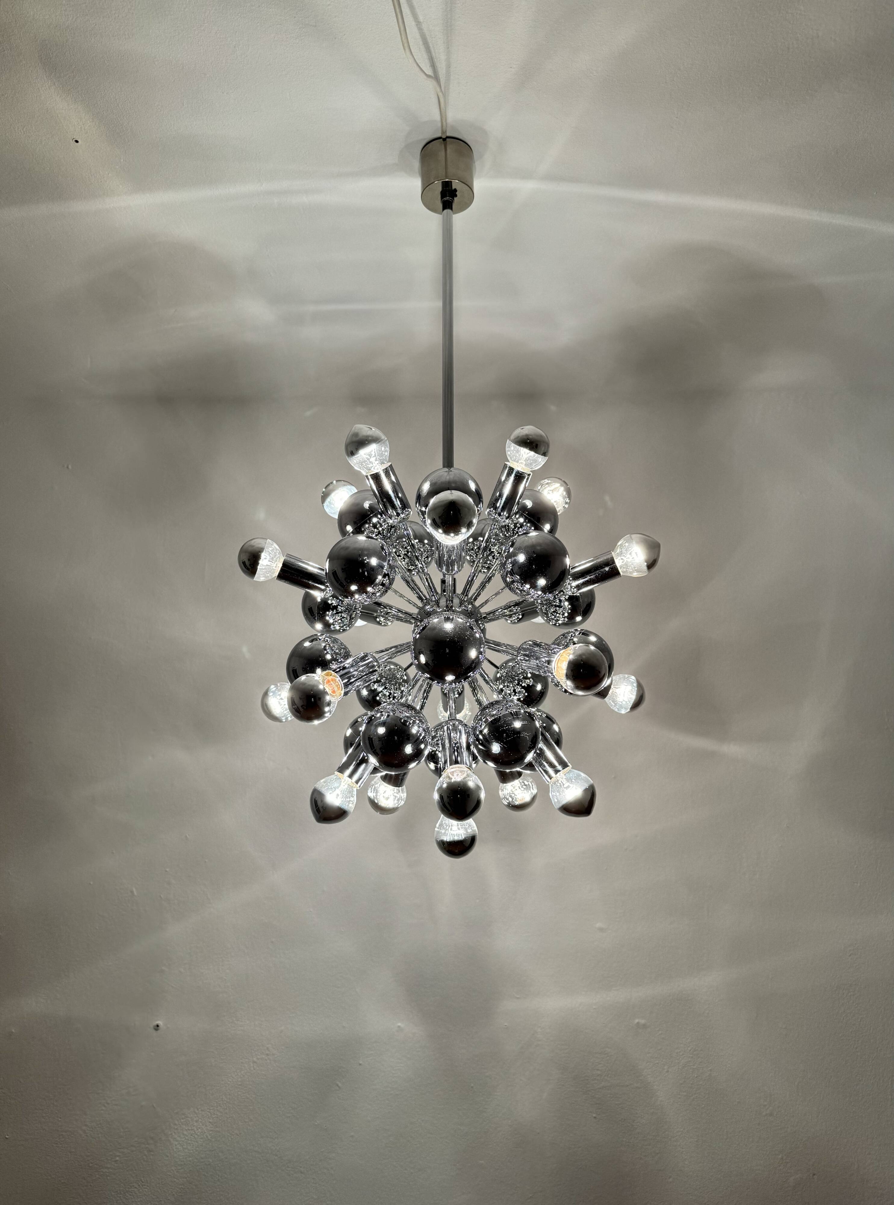 Chandelier Sputnik par Cosack