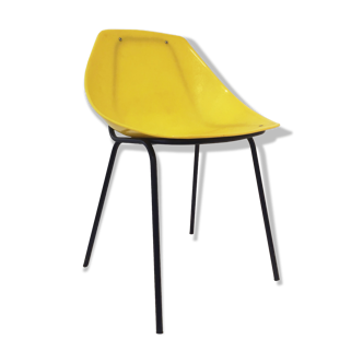 Chaise coquillage jaune de Pierre Guariche 1961