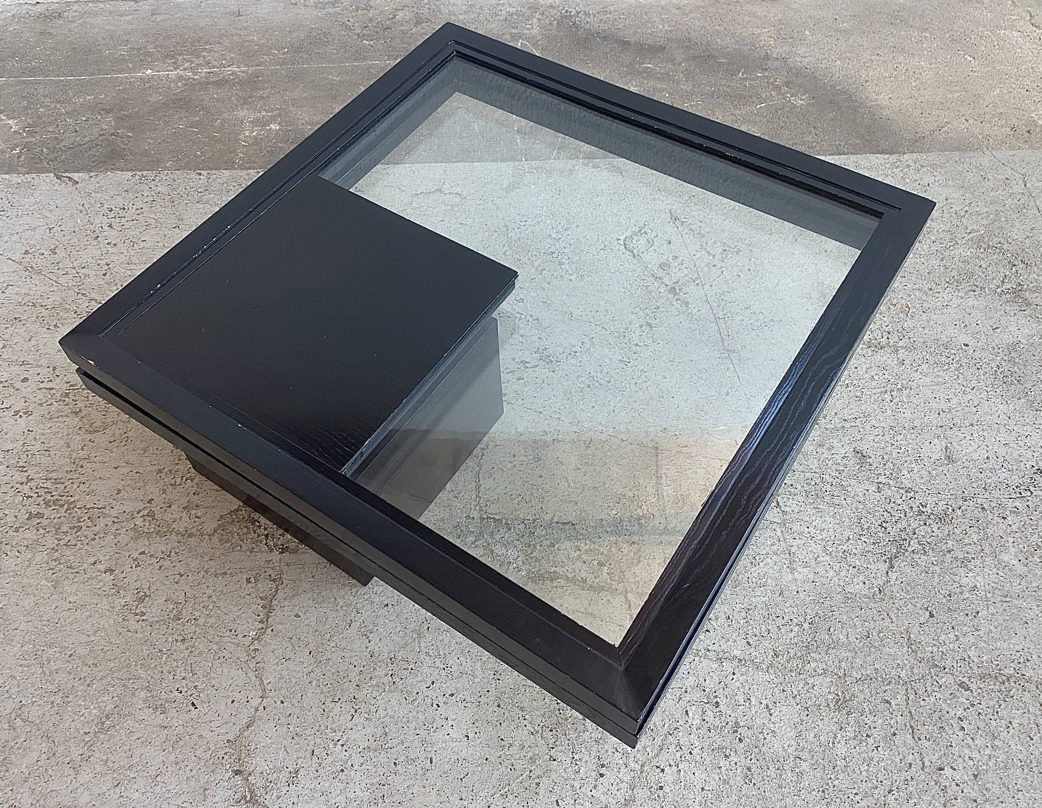 Coffee table with rotating top