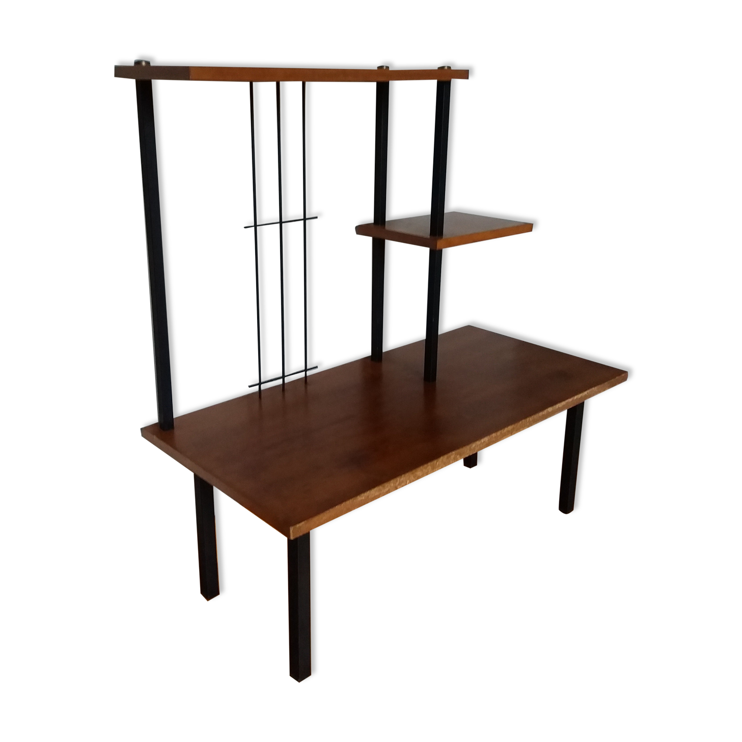 Shelf carries plants on feet modernist style