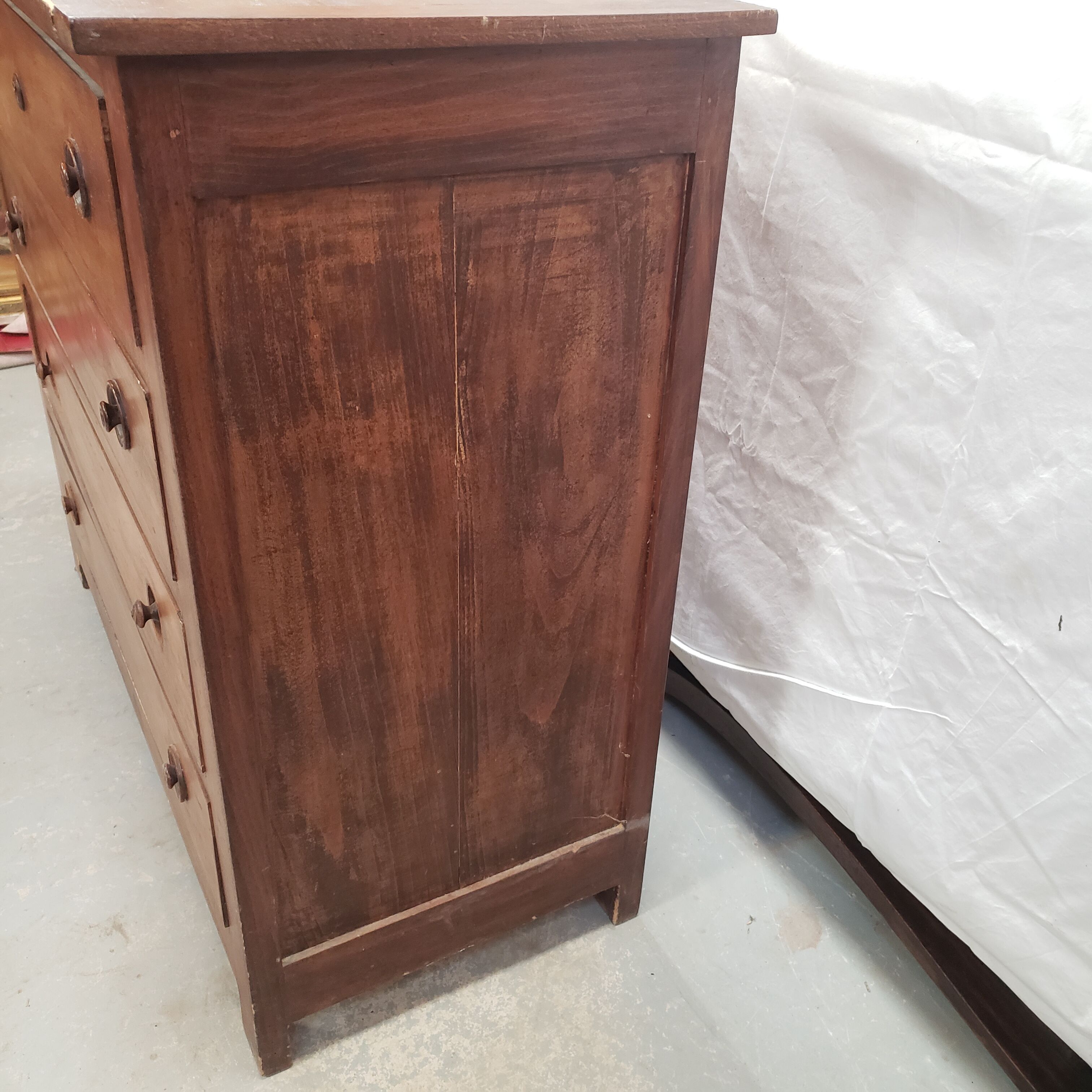 Vintage 50s chest of drawers