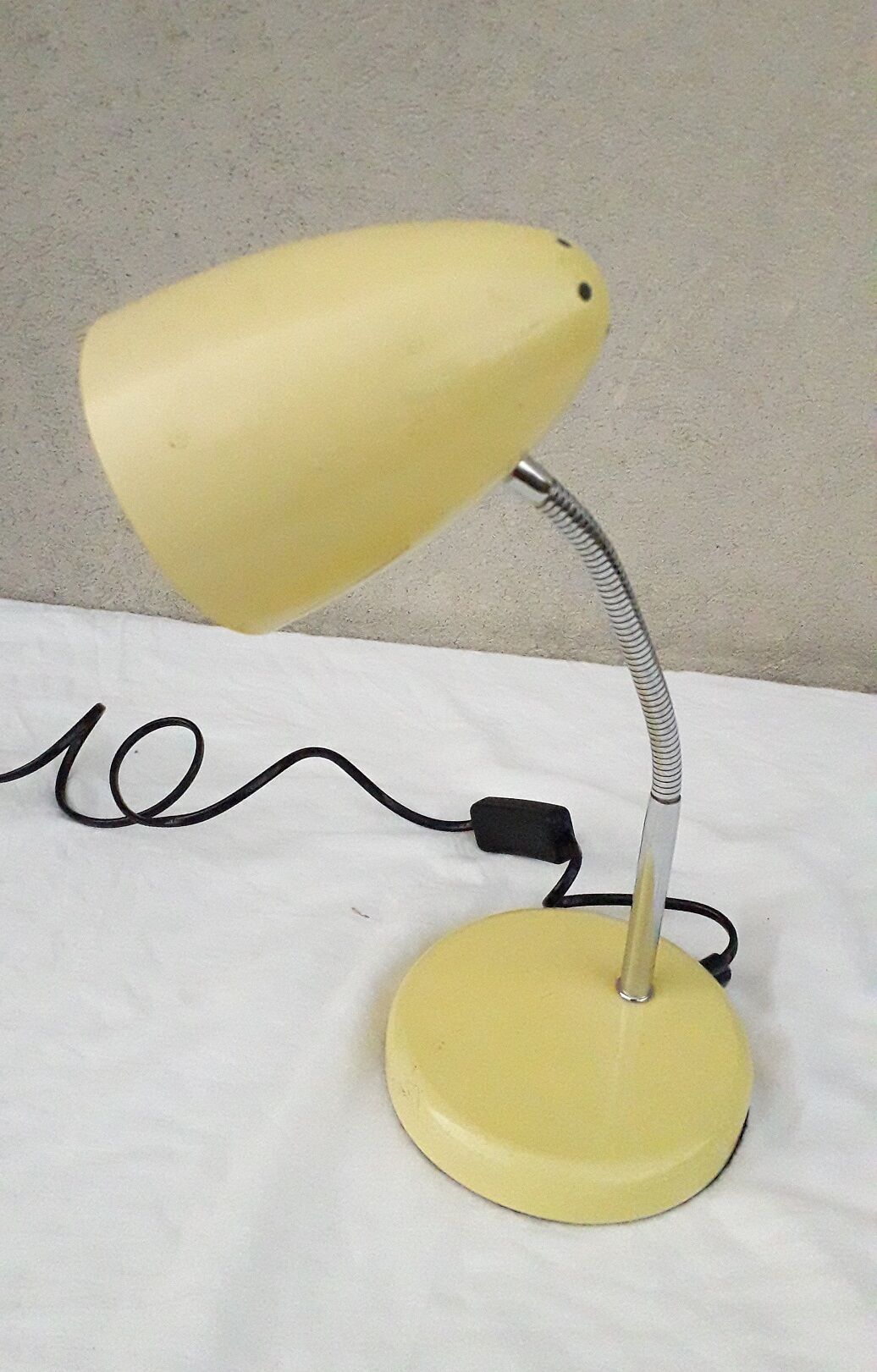 Desk lamp