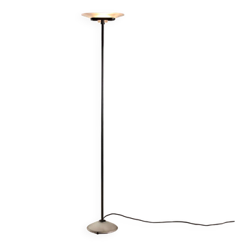 Arteluce Jill floor lamp vintage design by King Miranda & Arnaldi from the 1980s.