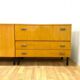 Commode rétro, intérieur, années 1960 (design tchèque)