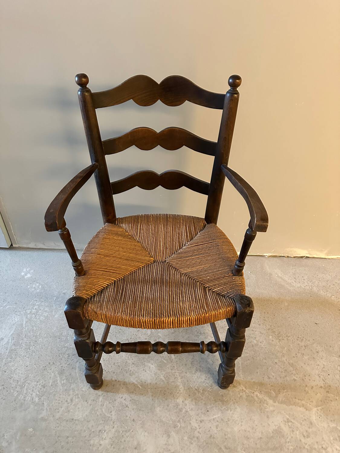 Provencal straw armchair