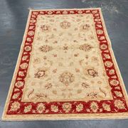 Traditional Living Room Rug, Cream Red Floral Oriental Carpet 119x175cm