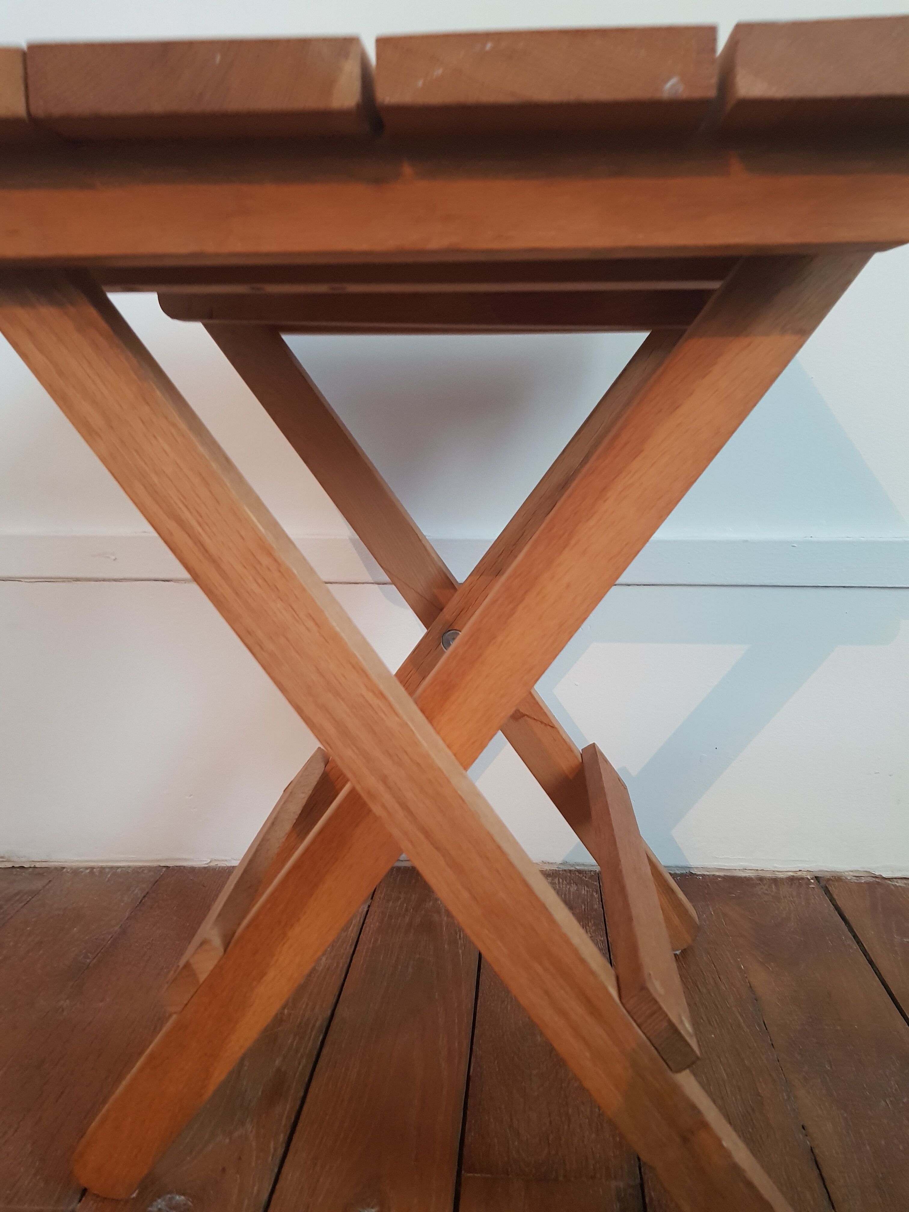 Folding stool made of solid wood