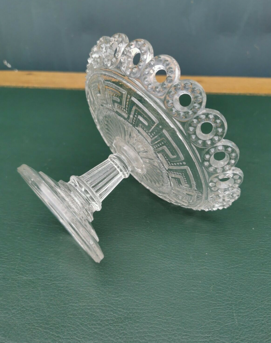 Candy cup molded glass pressed