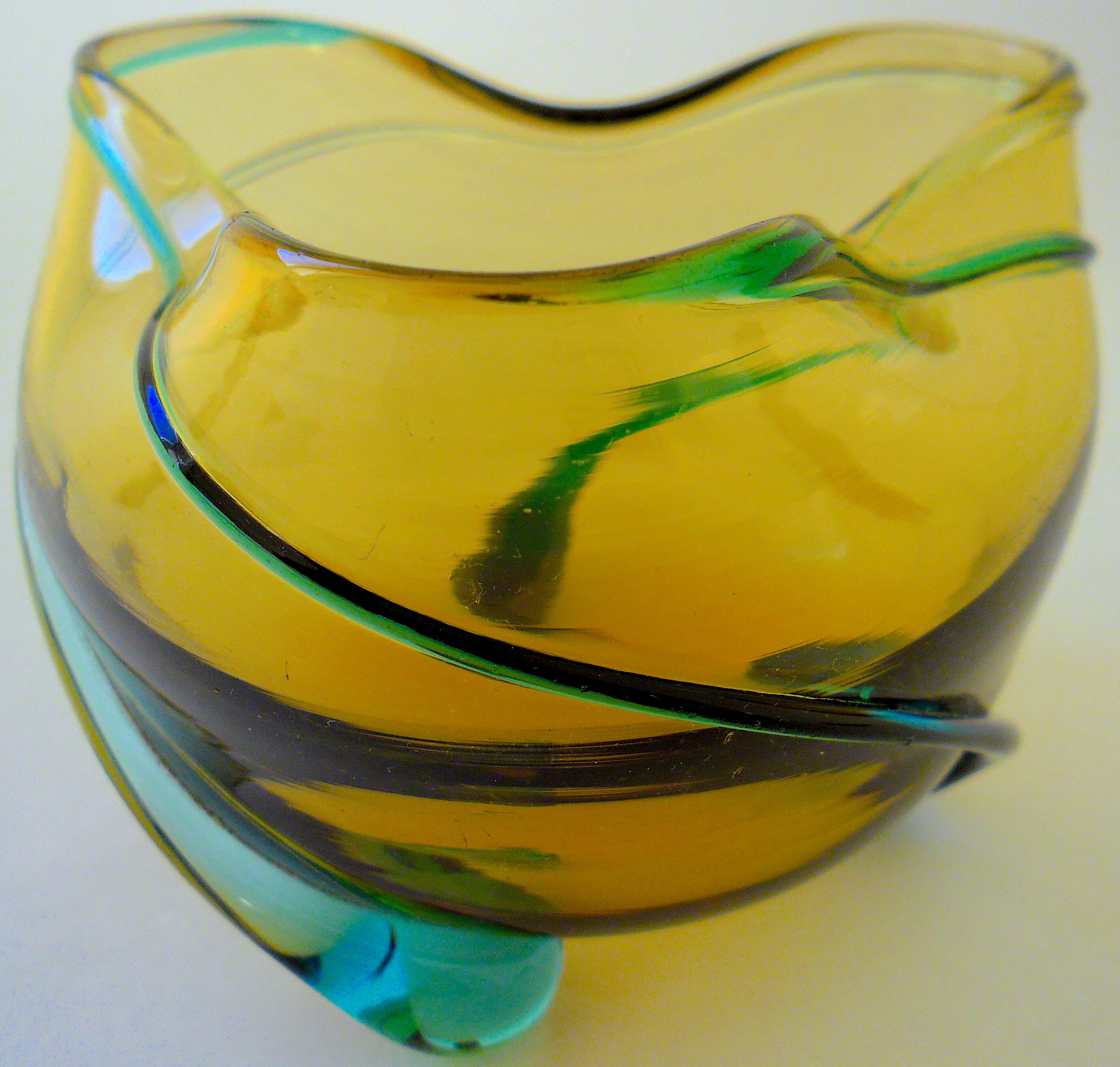 Art-new cut in stretched glass. Around 1900.