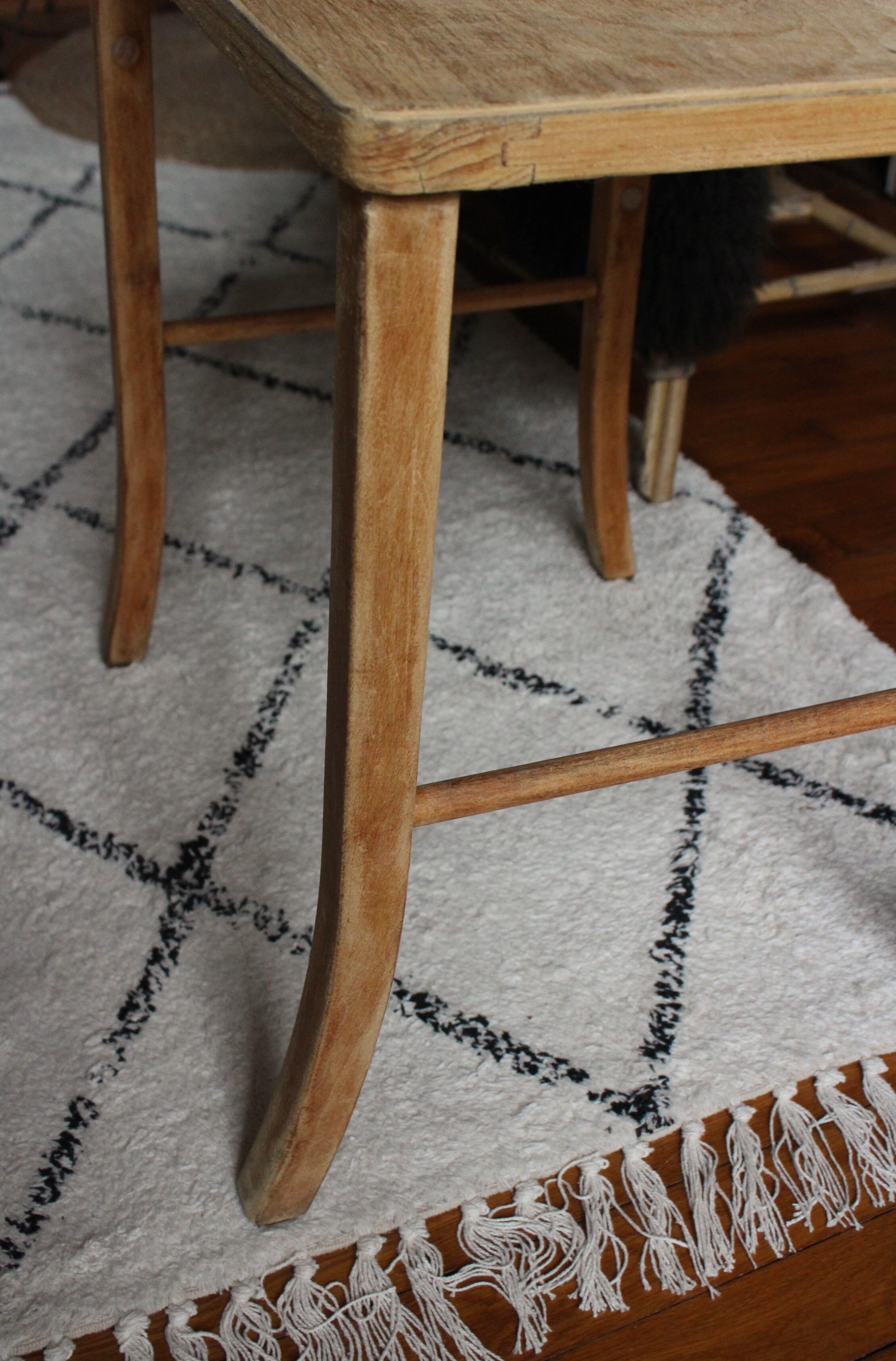 Children's desk wooden