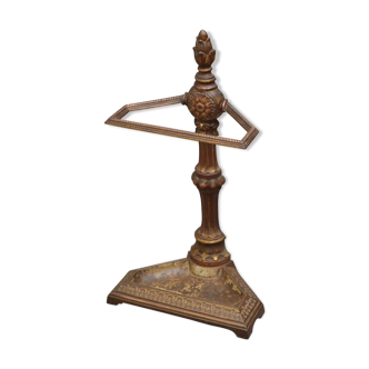 Fine victorian aesthetic movement cast iron umbrella stand