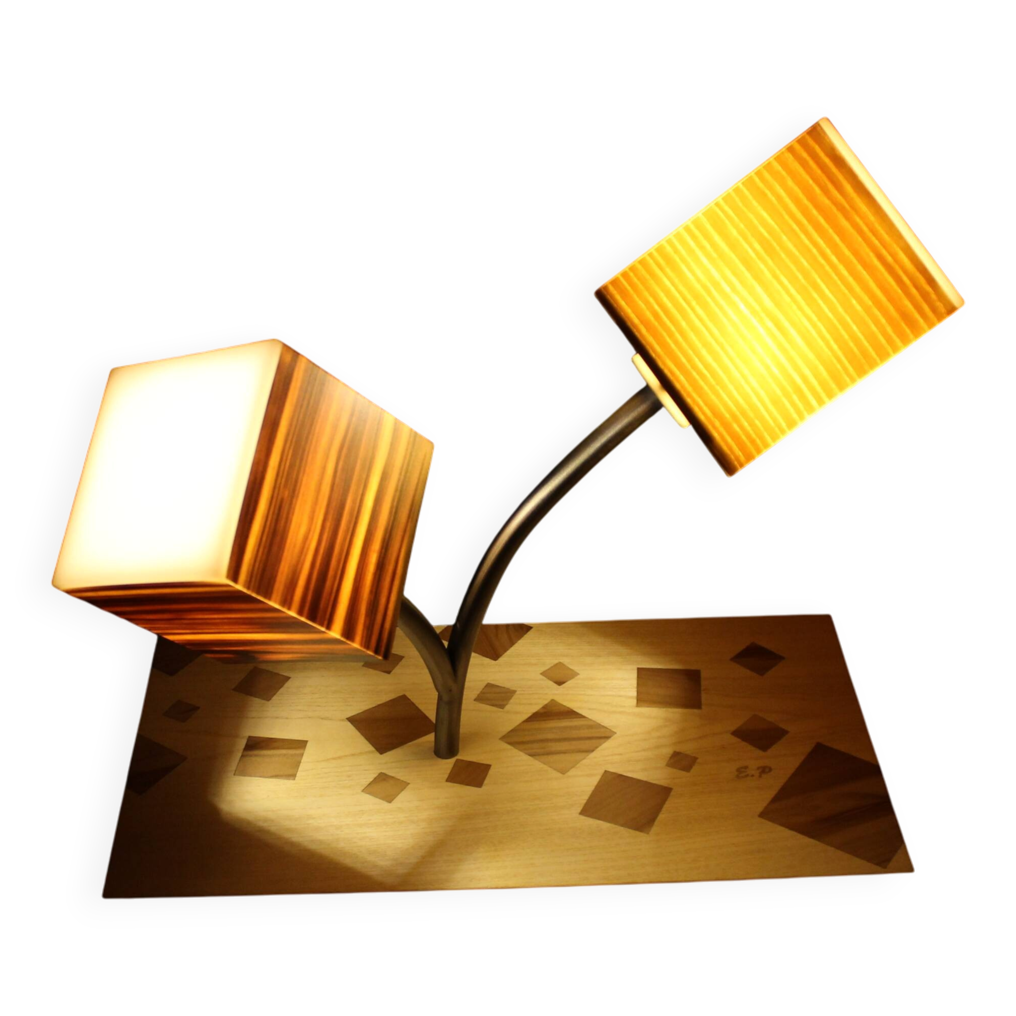 Table lamp