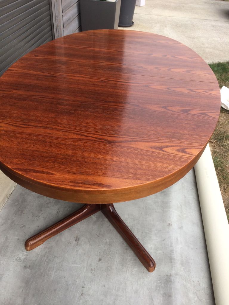 60s extensible wooden table