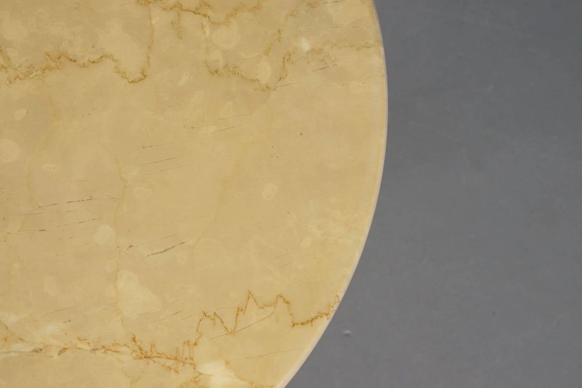 Table d'appoint Tulipe en marbre Botticino par Eero Saarinen pour Knoll Int.