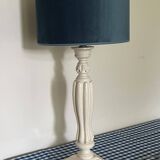 Lampe en bois sculpté Blanc d’Ivoire