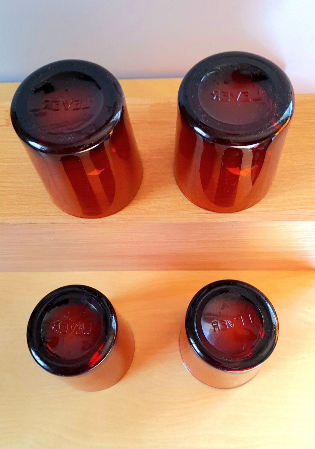 Lot de 4 verres ambrés Lever 70s