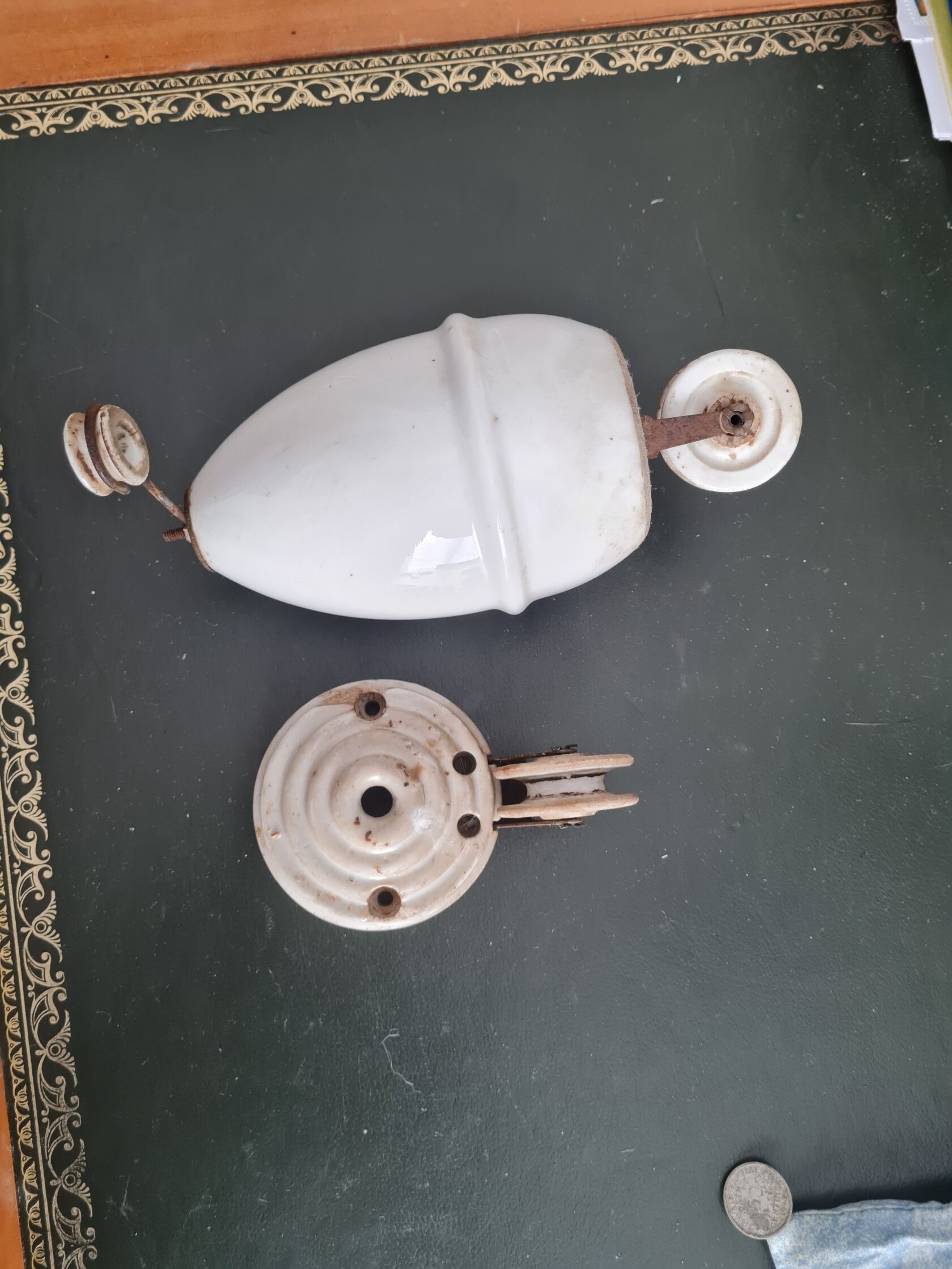 Art Deco suspension luminaire (rise and fall)