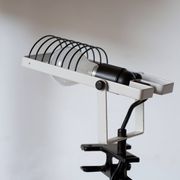 Artemide lampe à pince Design Ernesto Gismondi modèle Sintesi