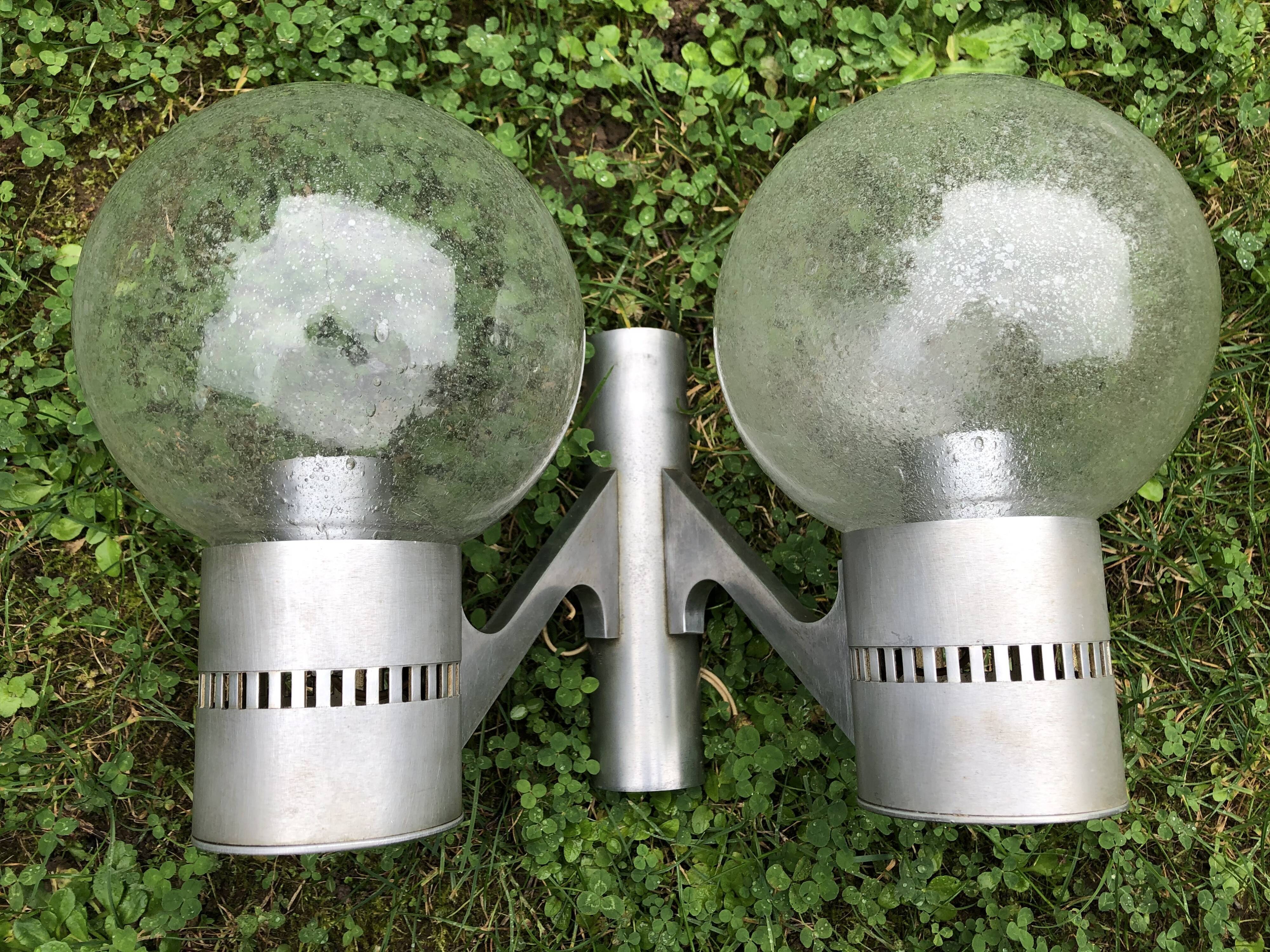 Paire double appliques murales 1970 alu brosse et verre soufflé
