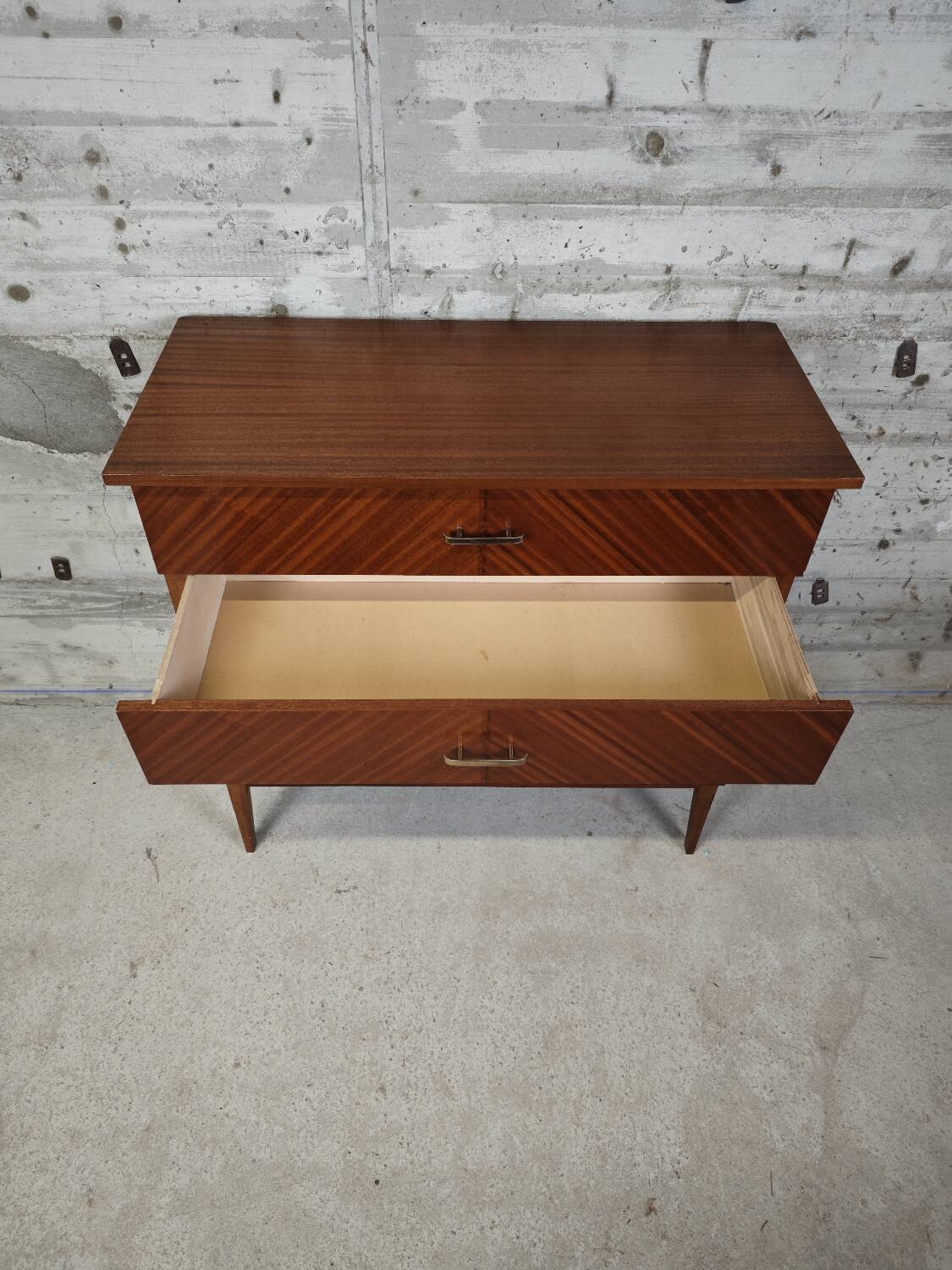Commode vintage