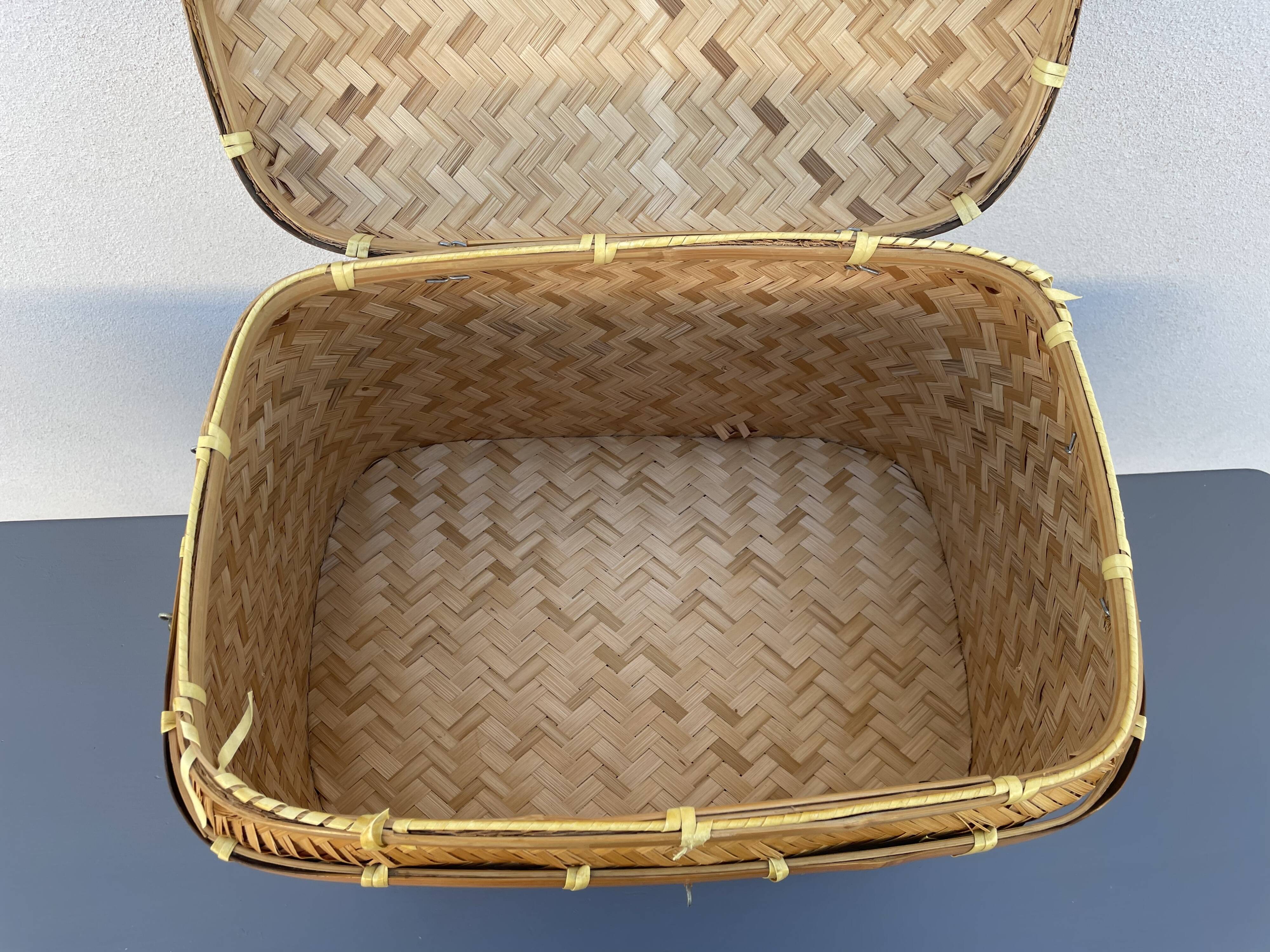 Woven rattan trunk