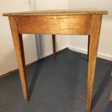 Desktop foot spindles