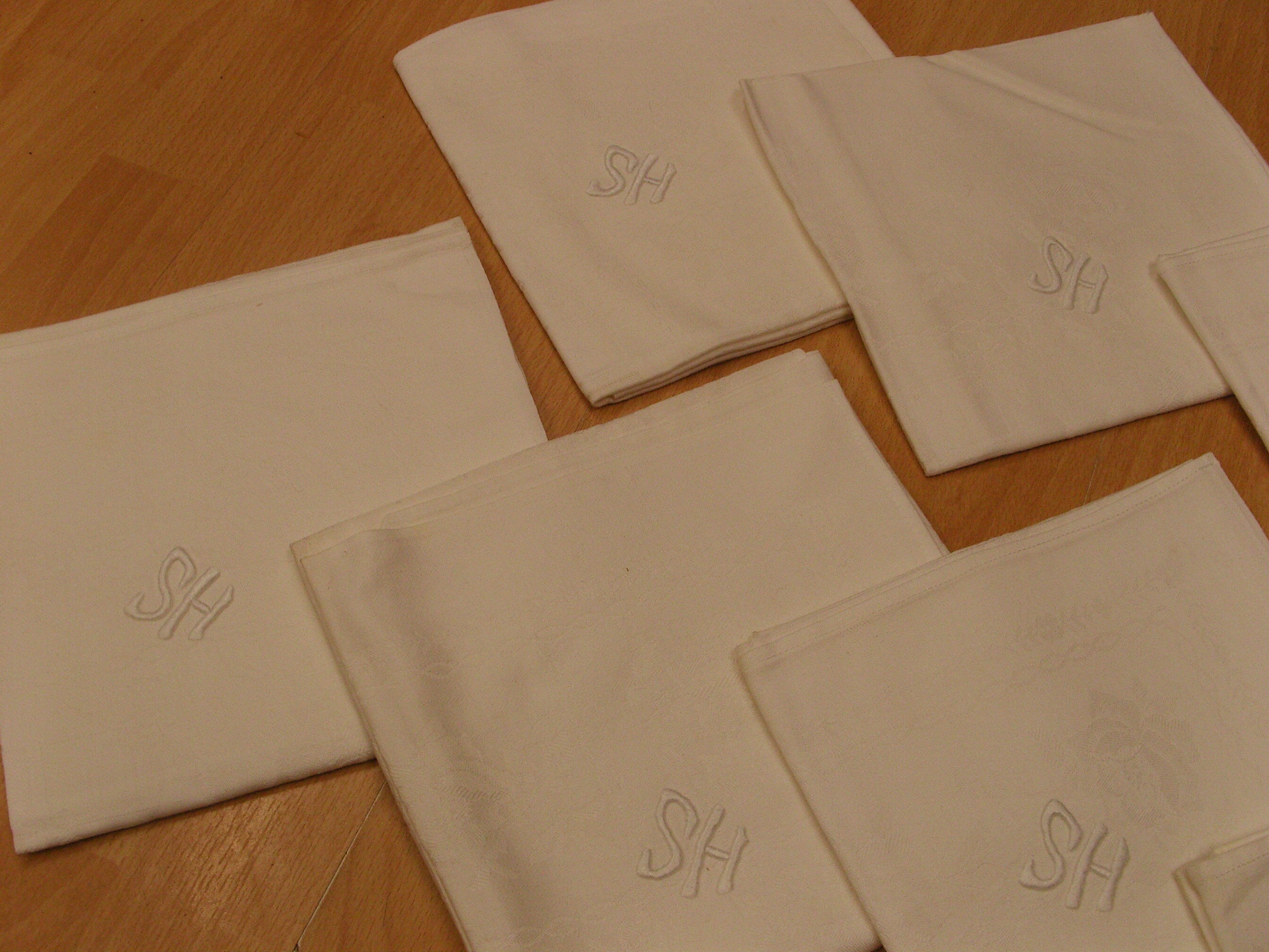 8 damasal table towels monogrammed flower sh