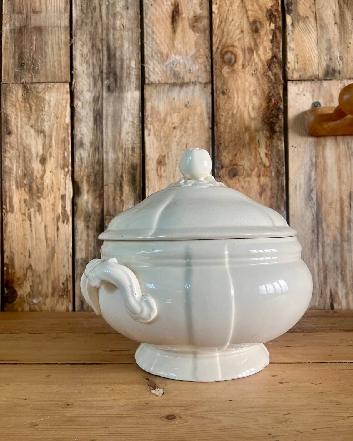 White iron earth soup tureen Sarreguemines