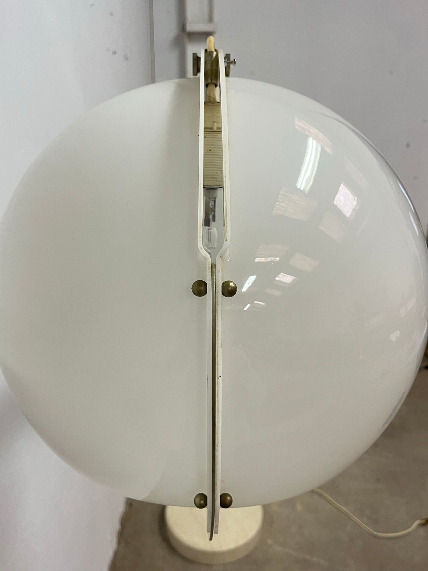 Arc floor lamp Guzzini 1970s
