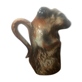 Squirrel slip pitcher