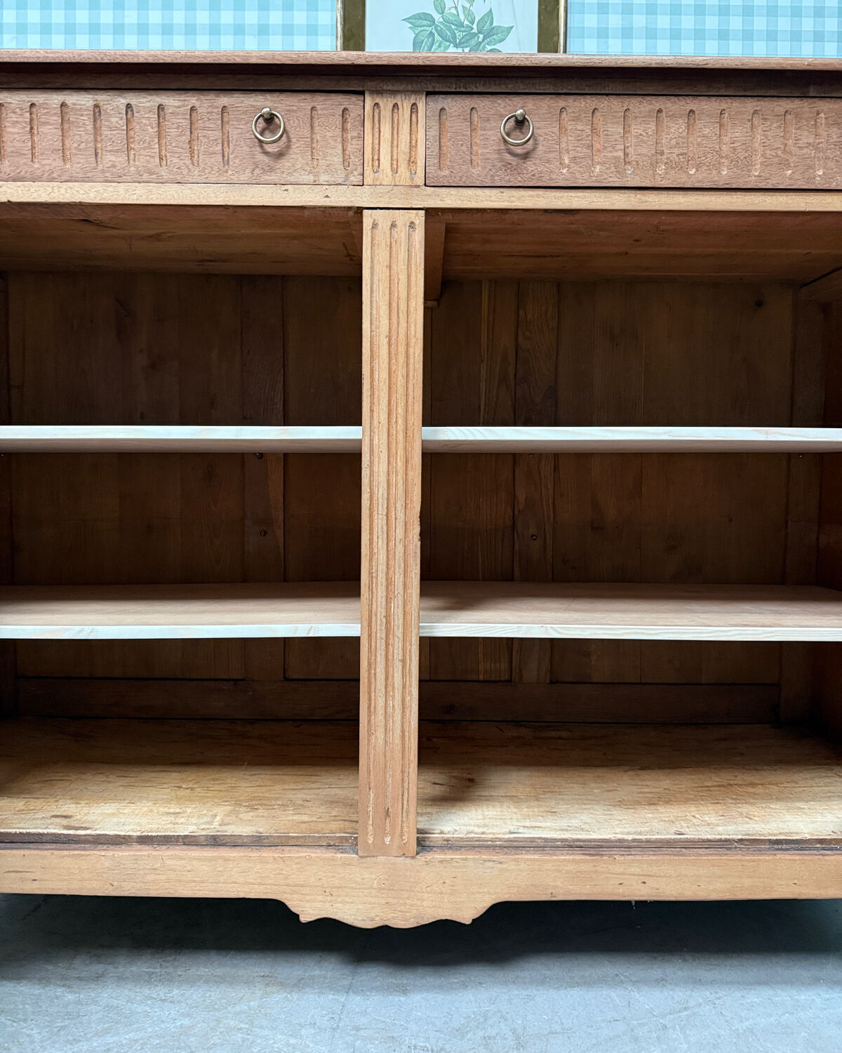 Vintage buffet (renovated)
