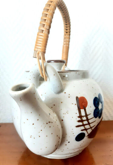 Stoneware tea set with currants, vintage Japan