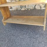 Cabinet shelves in solid pine