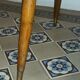 Table basse tripode années 50/60 forme rein Skai noir