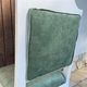 Chaise en bois massif rustique antique portugaise rénovée