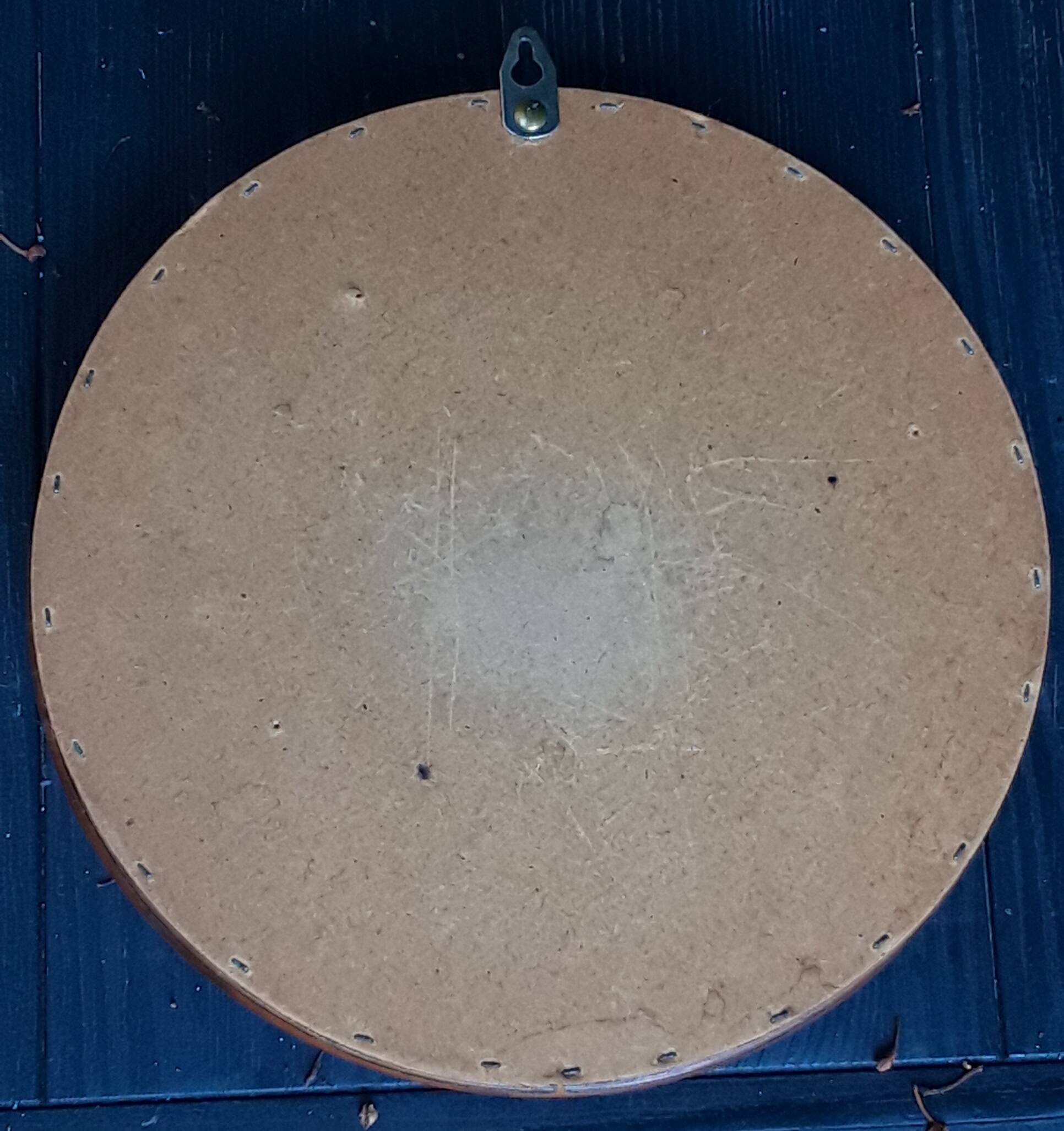 Small vintage round mirror 1980 with rattan rim